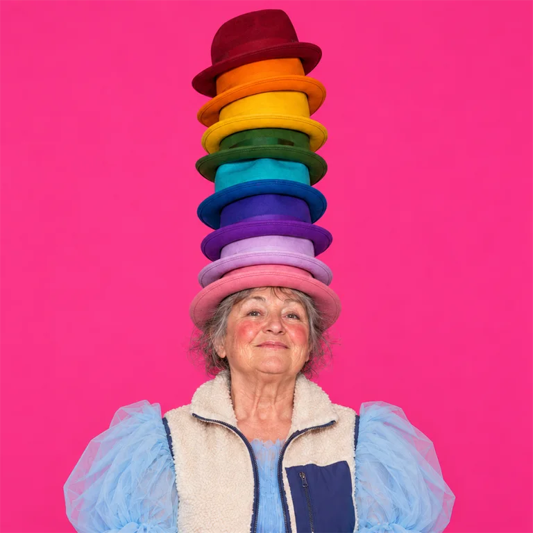 The hats, its face
